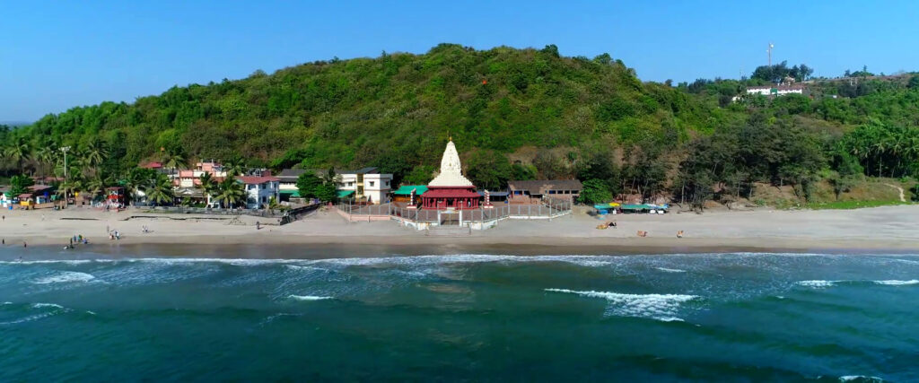 ganpatipule-beach